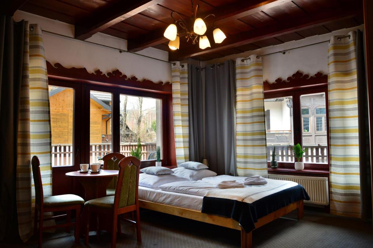 Czarna Aparthotel *